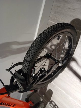 Bicicleta infantil naranja Btwin