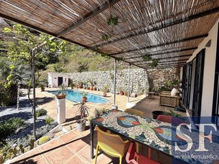 Casa adosada en venta en Cómpeta