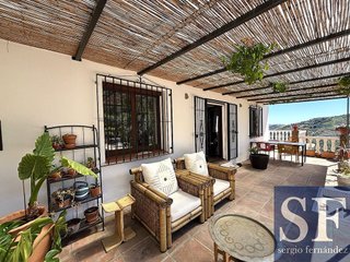 Casa adosada en venta en Cómpeta