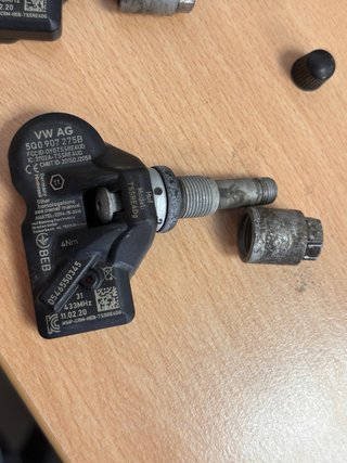 2 Sensores neumático TPMS VW Originales 5Q0907275B