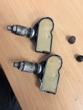 2 Sensores neumático TPMS VW Originales 5Q0907275B