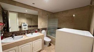 Piso en venta en Río Real en Marbella