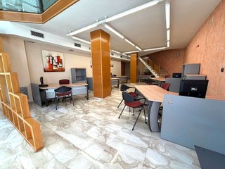 Oficina en venta en Príncep de Viana - Clot -Xalets Humbert Torres en Lleida