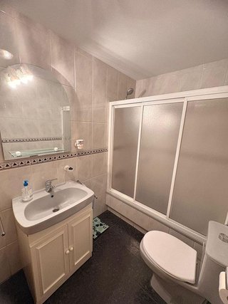 Piso en venta en El Coto en Gijón