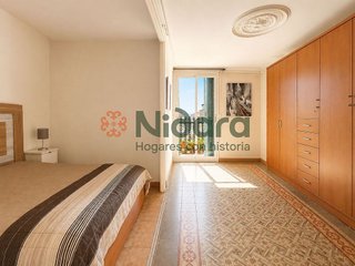 Ático en venta en Sant Antoni en Barcelona