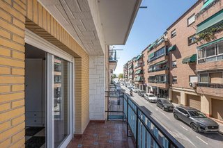 Piso en venta en Cerrillo de Maracena - Periodistas en Granada