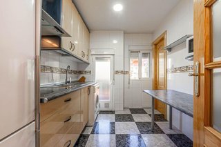 Piso en venta en Cerrillo de Maracena - Periodistas en Granada