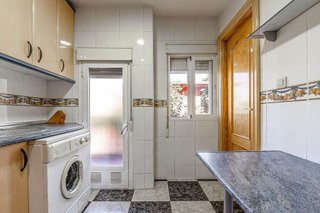 Piso en venta en Cerrillo de Maracena - Periodistas en Granada