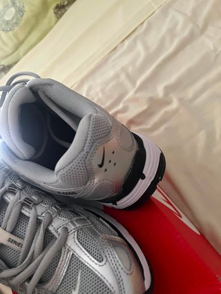 Nike P6000 Plata/Blanco