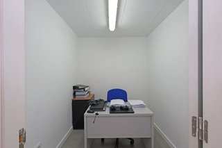 Local comercial en venta en Gavarra en Cornellà de Llobregat