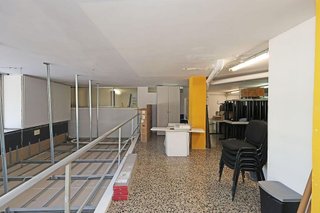 Local comercial en venta en Gavarra en Cornellà de Llobregat
