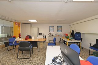 Local comercial en venta en Gavarra en Cornellà de Llobregat