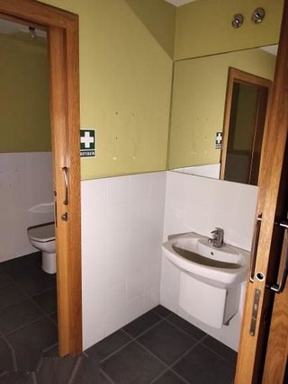 Local comercial en venta en Ensanche - Sar en Santiago de Compostela