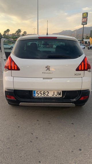 Peugeot 3008 2015