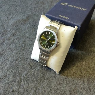 Reloj Casio Edifice Esfera Verde