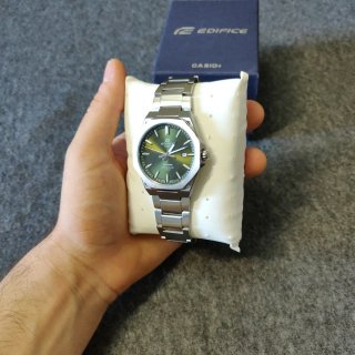 Reloj Casio Edifice Esfera Verde