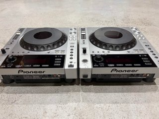 2x Pioneer CDJ-850