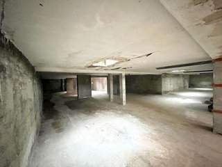 Local comercial en venta en Valdepelayo - Montepinos - Arroyo Culebro en Leganés