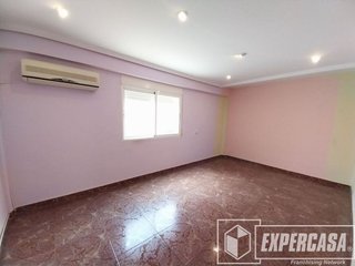 Piso en venta en Riba-roja de Túria