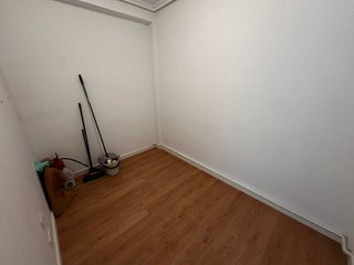 Local comercial en venta en Benalúa en Alicante