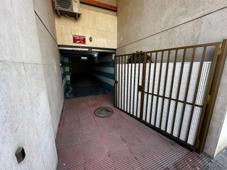 Local comercial en venta en Benalúa en Alicante