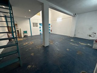 Local comercial en venta en Benalúa en Alicante