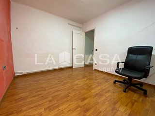 Piso en venta en Riu en Santa Coloma de Gramanet