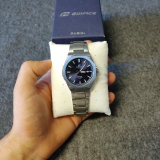 Reloj Casio Edifice Esfera Azul marino