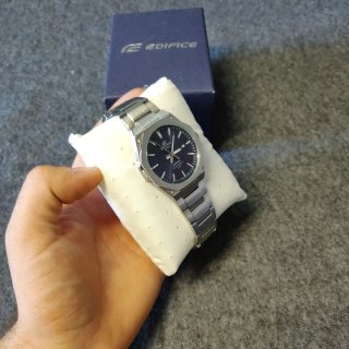 Reloj Casio Edifice Esfera Azul marino
