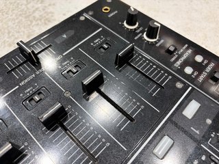 Pioneer DJM-700