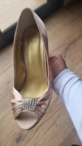 Zapatos de tacón y cuña talla 38