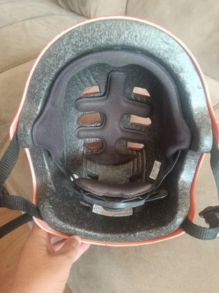 Casco Bestial Wolf Rojo Patinete