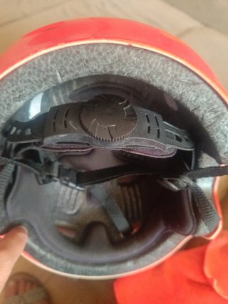 Casco Bestial Wolf Rojo Patinete