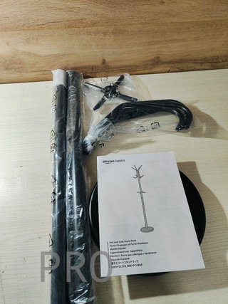 Perchero de pie para sombreros - Amazon Basics