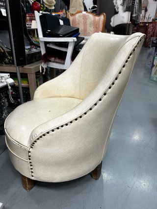 Sillón Descalzadora Vintage Años 60 - Estilo Retro
