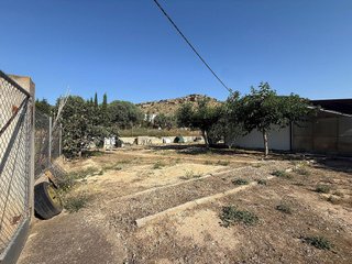Edificio en venta en Caspe