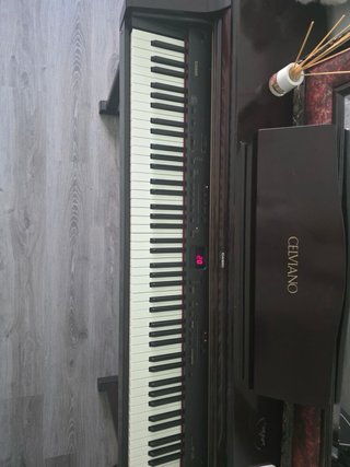 Piano digital Casio Celviano