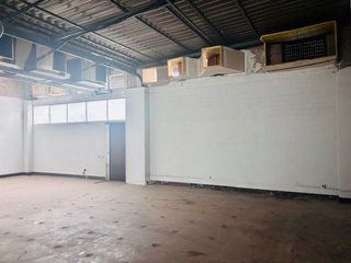 Local comercial en venta en San Juan en Pamplona