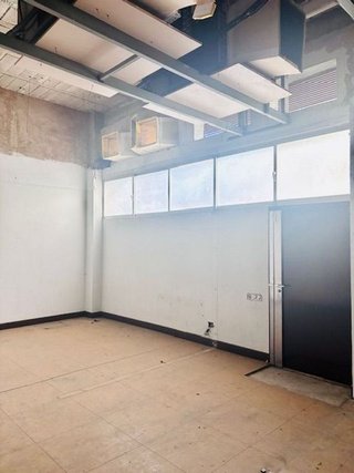 Local comercial en venta en San Juan en Pamplona