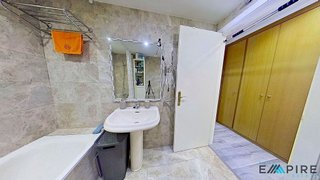 Piso en venta en Los Ángeles en Madrid