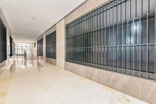 Local comercial en venta en Pajaritos - Plaza de Toros en Granada