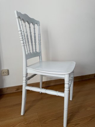 Mesa de comedor blanca