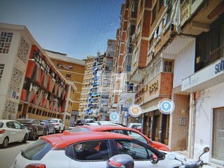Local comercial en venta en Parque Victoria Eugenia en Málaga
