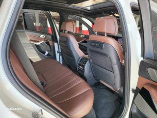 BMW X5 M50d