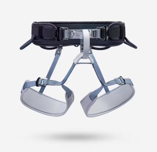 Pack escalada. Arnés Petzl Corax y pies de gato