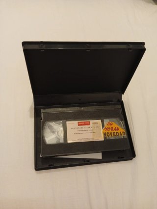 Quién puede matar a un niño? Vhs