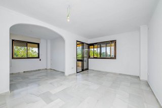 Piso en venta en La Carihuela en Torremolinos