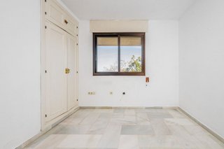 Piso en venta en La Carihuela en Torremolinos