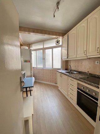 Piso en alquiler en Tres Huertas - El Torrejón - El Cerezo en Sevilla