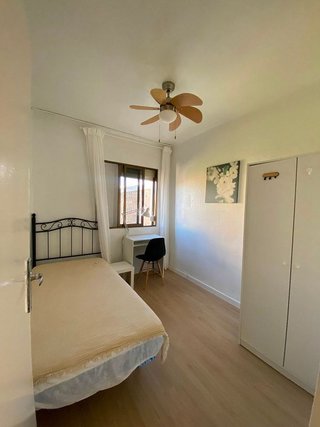 Piso en alquiler en Tres Huertas - El Torrejón - El Cerezo en Sevilla